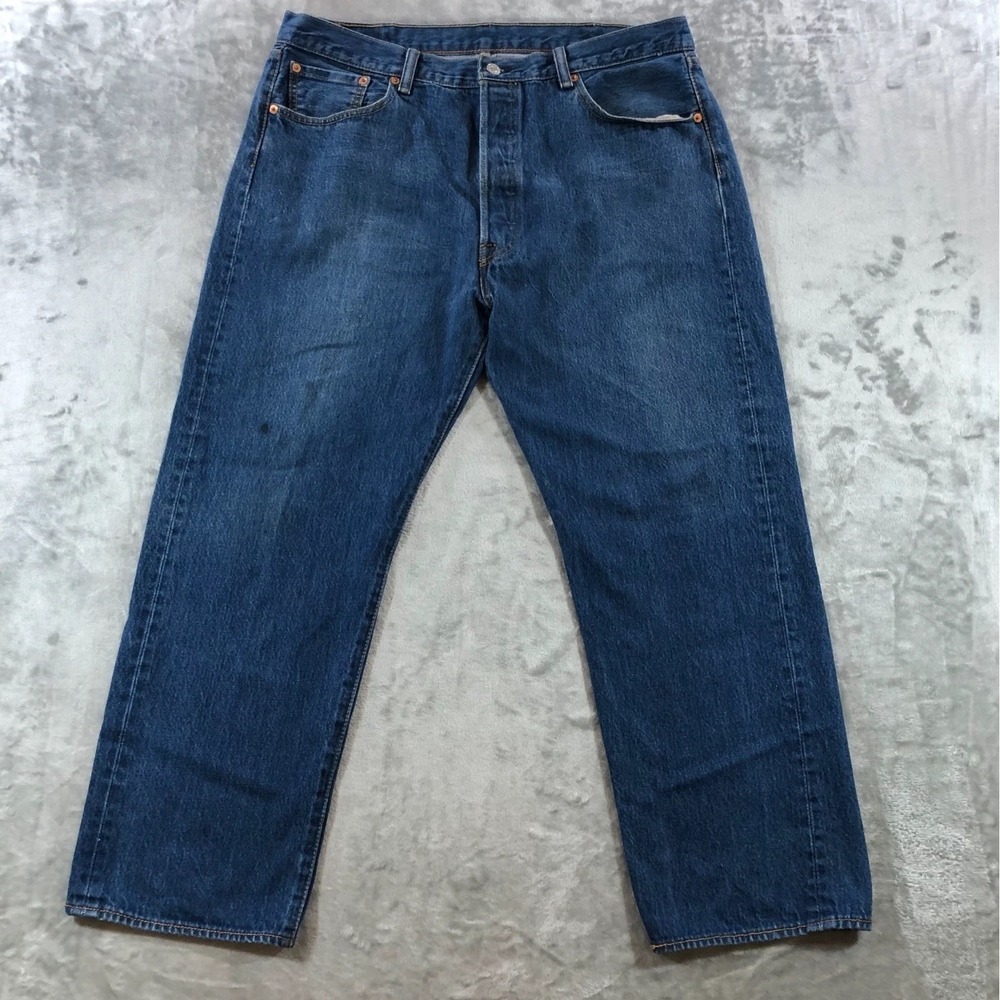 vtg 501 levis adults tag 40x30 fits 40x27 blue button fly